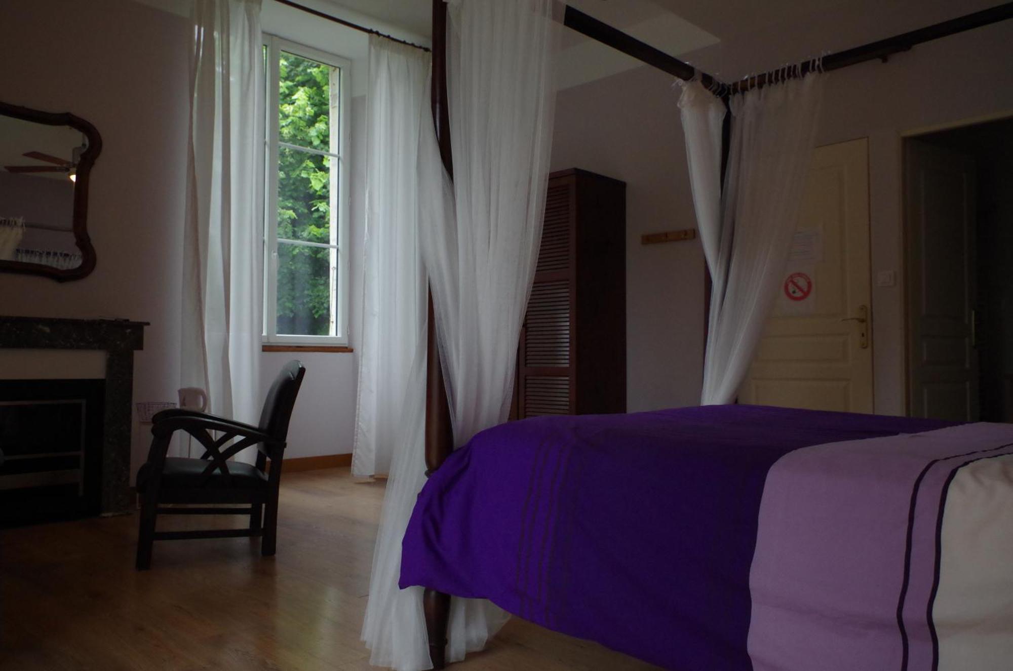 Maison D'Hotes Le Cadran Solaire Courcelles  Ngoại thất bức ảnh